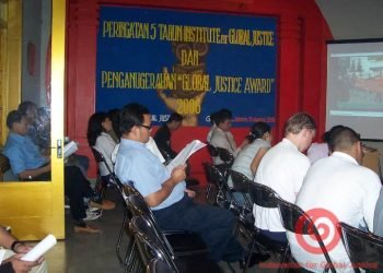 Dunia Kita Tidak Untuk Di Perdagangkan