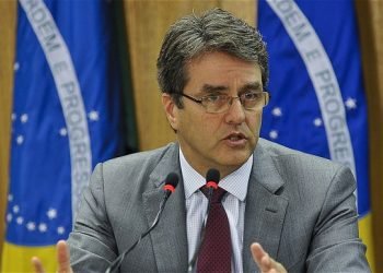 JOKOWI HARUS TUNTUT AZEVEDO SELESAIKAN ISU PERTANIAN