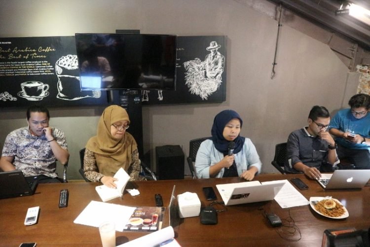 Konferensi Pers Koalisi Masyarakat Sipil untuk Keadilan Ekonomi, Kamis (14/3)
