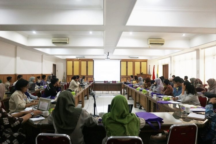 Diskusi “ Perjanjian Perdagangan Bebas dan Hak Petani atas Benih” , Kamis (4/7) di ruang Sidang Sylva Fakultas Kehutanan kampus IPB. Doc IGJ