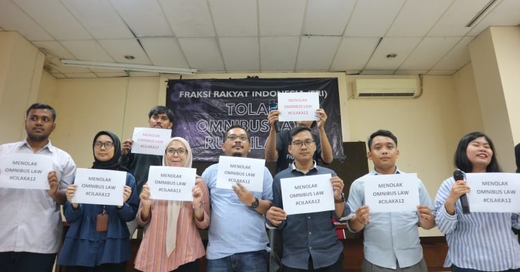 Diskusi dan Konferensi pers olak Omnibus Law RUU Cipta Lapangan Kerja (RUU CILAKA), Fraksi Rakyat Indonesia (FRI), 30 Januari 2020. Doc.IGJ