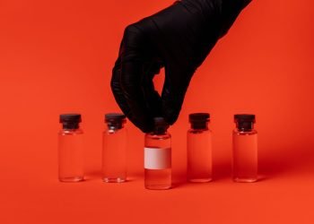 Siaran Pers: Vaksinasi COVID-19 di Indonesia Semakin Menyimpang