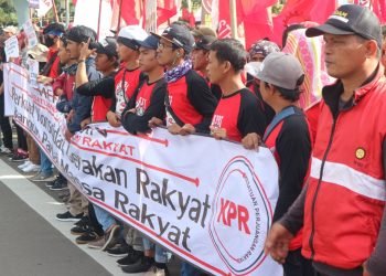 International Labor Day: Again, Labor Struggle Against Omnibus Law & Layoffs In the Midst of Pandemic”