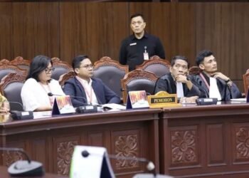 Siaran Pers Bersama: Hadir di MK, Kuasa Presiden Belum Siap Berikan Keterangan Komite Pembela Hak Konstitusional (KEPAL)